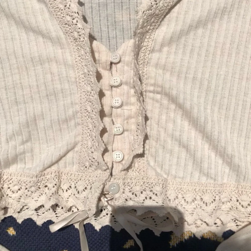 Free People Ivory Crochet Hem Long Sleeve Crop Top XS